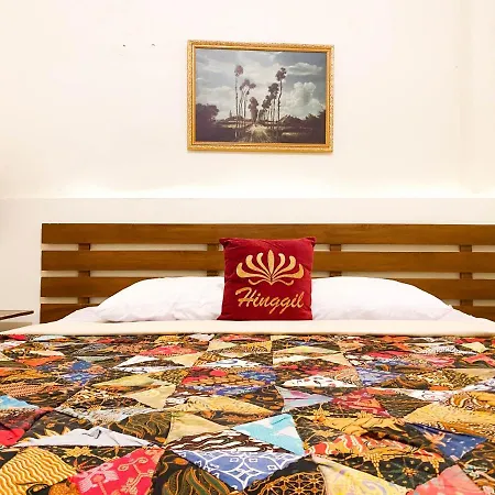 Hinggil Homestay Syariah Malioboro Yogya RedPartner Yogyakarta Bagian luar foto